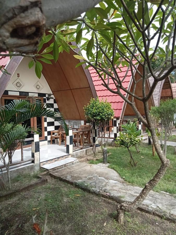 Meno Smile Cottages Ilhas Gili Exterior foto